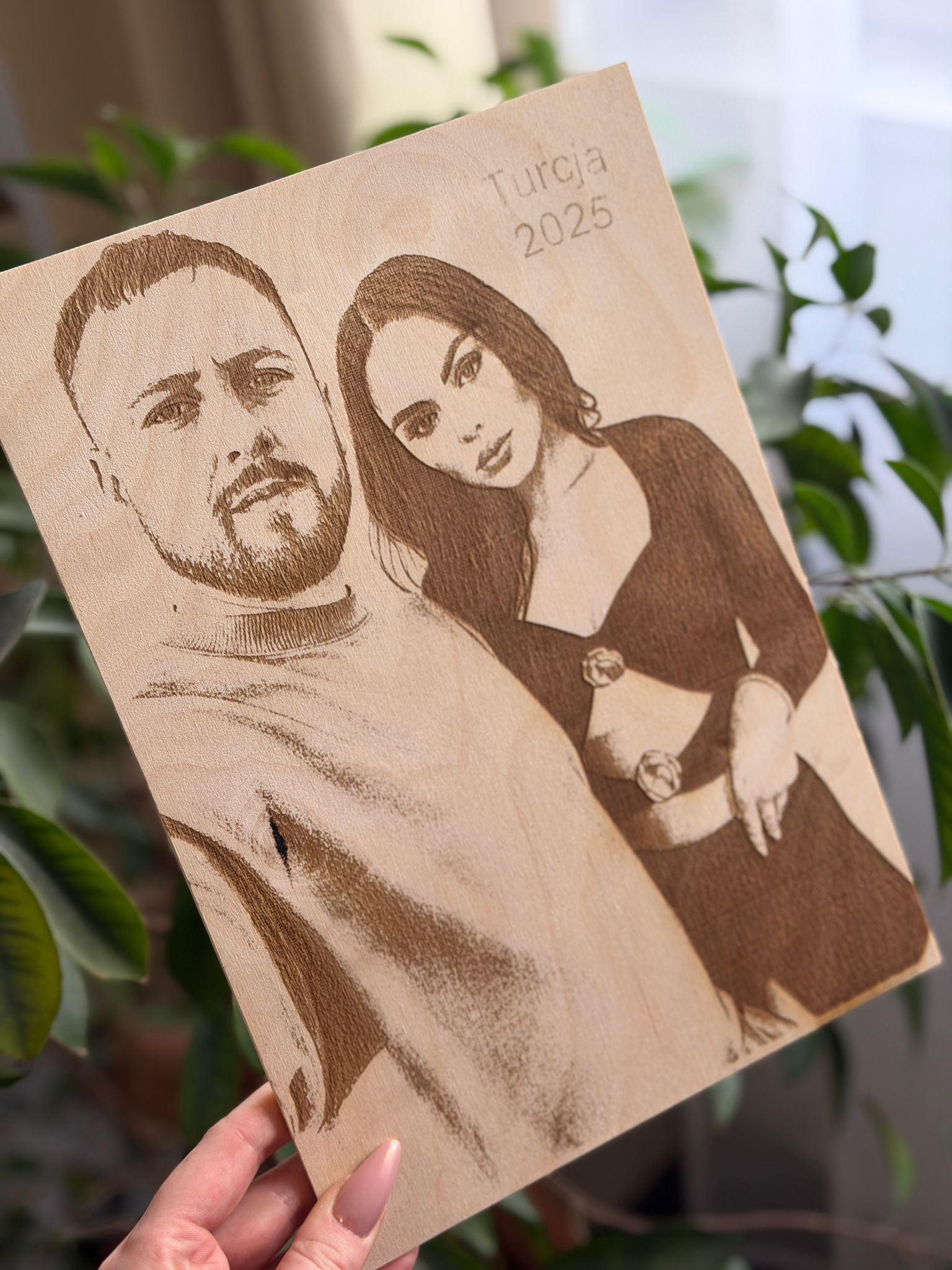 Portret Wypalany w Drewnie